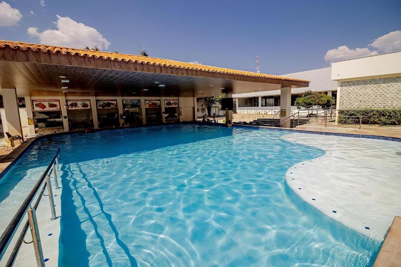Apartamento no Di Roma Resort Caldas Novas Exterior foto